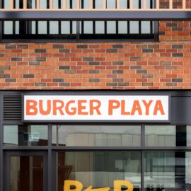 Burger Playa Image